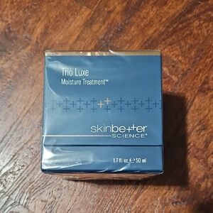 Trio Luxe Moisture Treatment - Blue